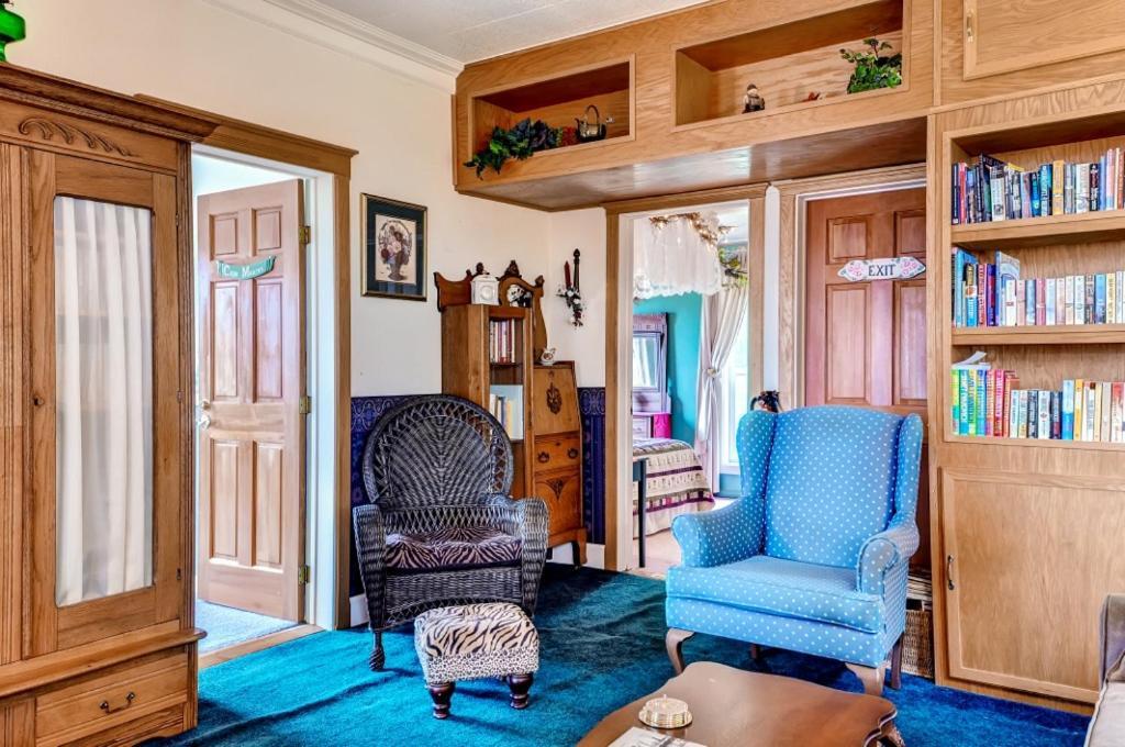 Astoria Painted Lady Historic Apt With River View! Εξωτερικό φωτογραφία