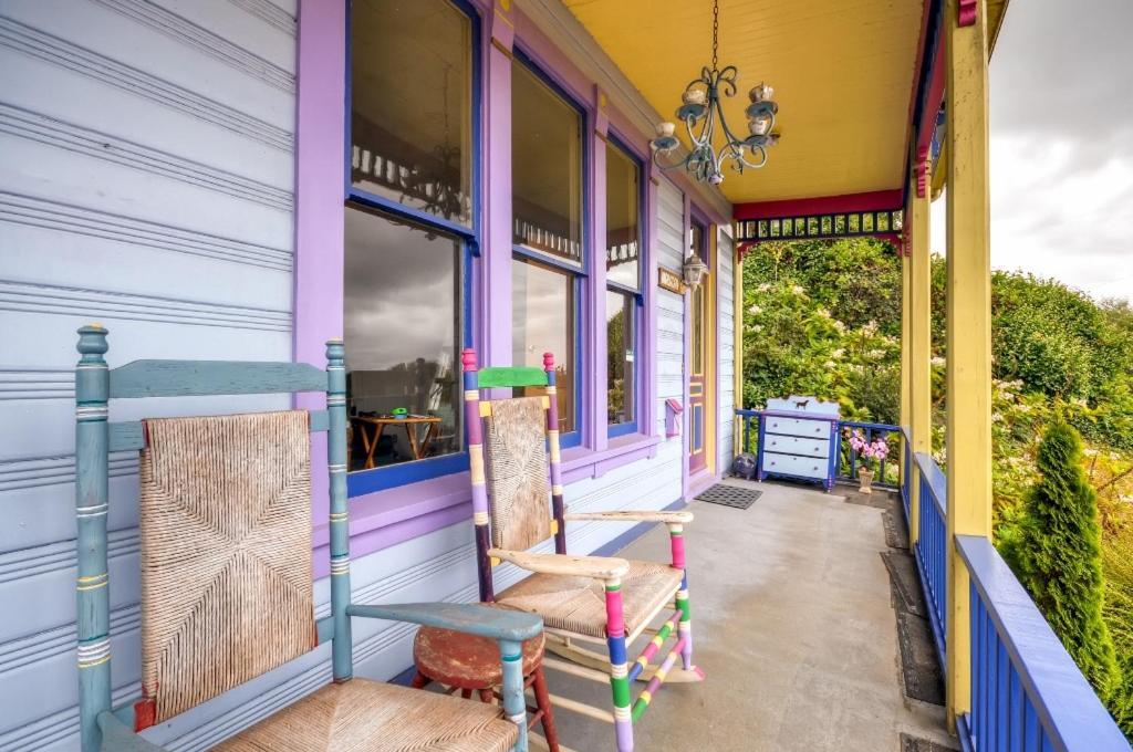Astoria Painted Lady Historic Apt With River View! Εξωτερικό φωτογραφία