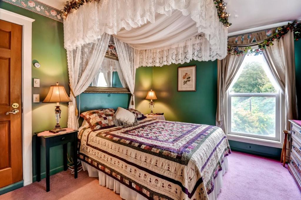 Astoria Painted Lady Historic Apt With River View! Εξωτερικό φωτογραφία